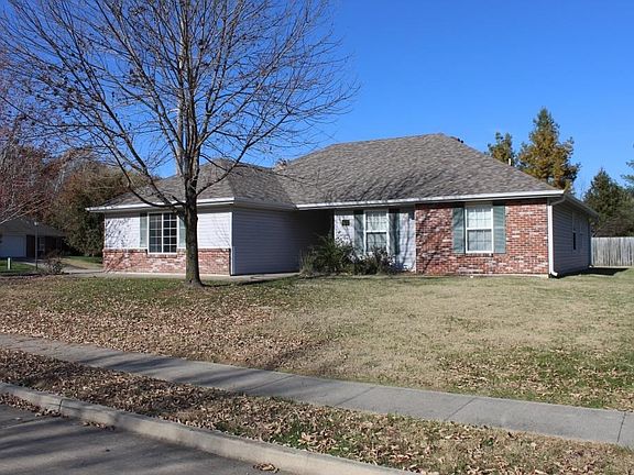 2nd image of 701 Norman Dr