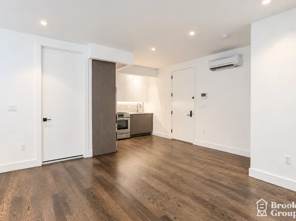 142 Erasmus St, Brooklyn, NY