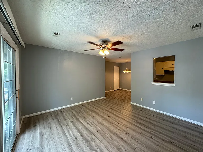 5661 Hornaday Rd #H — Photo 5