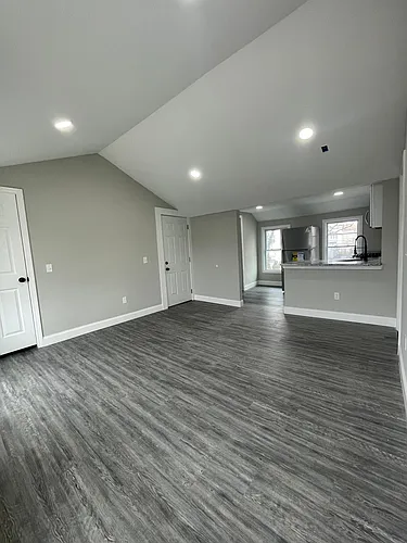 154 Earle St #3 Photo 1