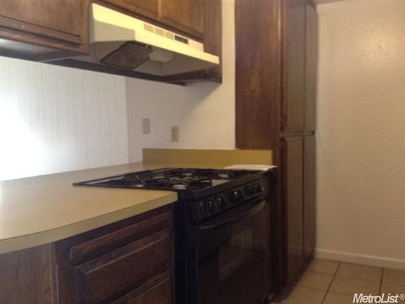 2nd image of 5624 Hillsdale Blvd APT C