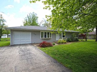 325 North Dr, Mount Zion, IL 62549