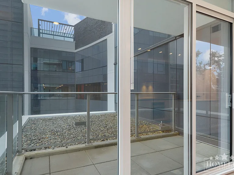 10448 University Dr #303 — Photo 15