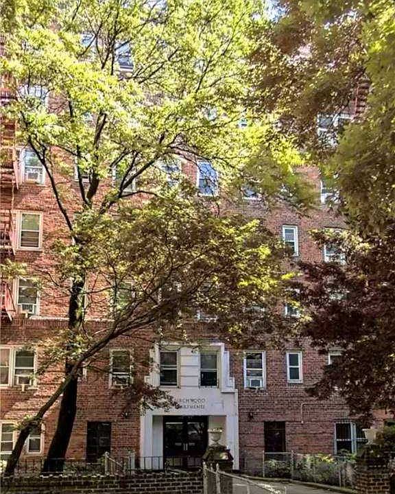 1st image of 14444 41st Ave APT 2F