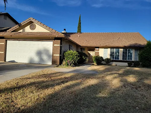 1812 College Greens Dr Photo 1