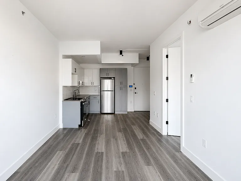 3208 Glenwood Rd #5B — Photo 4