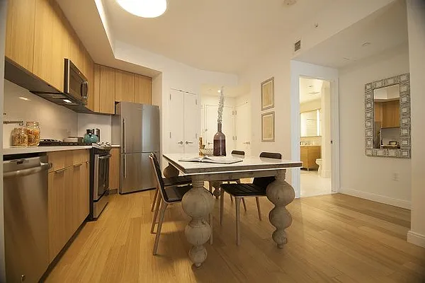 Rented by The Durst Organization | media 13