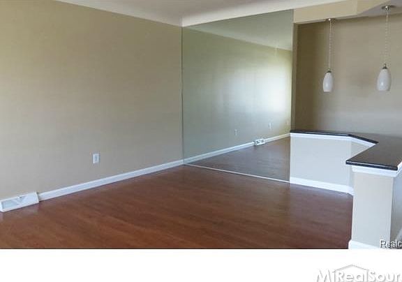 2nd image of 35615 Nona Ct