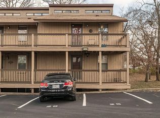 25 Millcreek Pkwy #E, O'Fallon, MO 63366