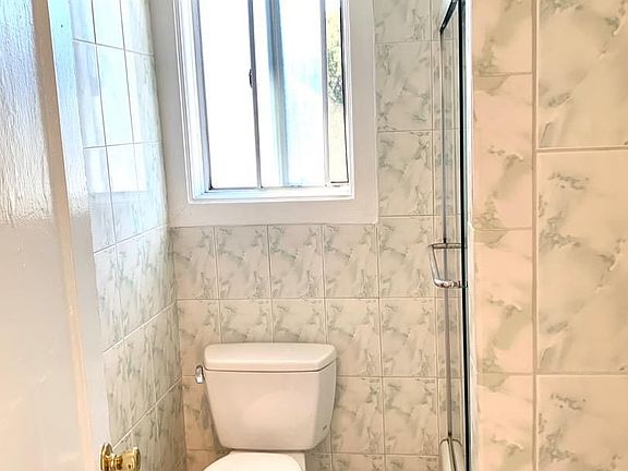 3rd image of 2244 23rd St #1