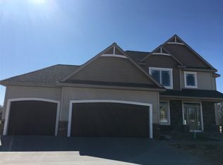11350 Carson City Dr, Osceola, IN 46561