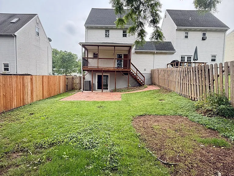 673 S Cedar St — Photo 15