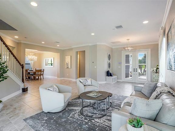 3rd image of 2827 Thunder Bay Cir