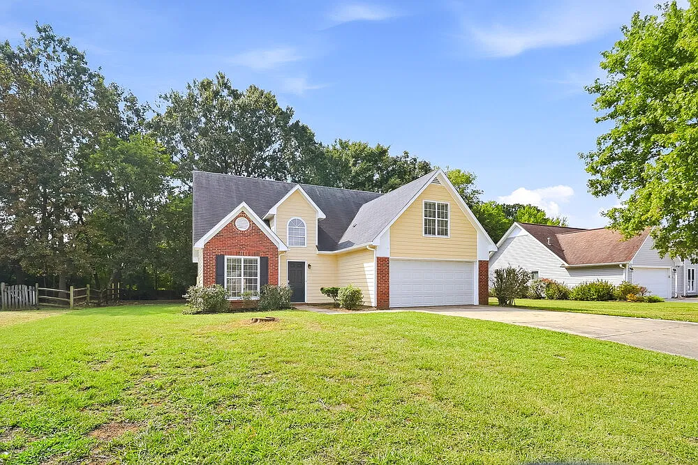 3 bed, 2.5 bath, 1582 sqft, $1,980 — Photo 4