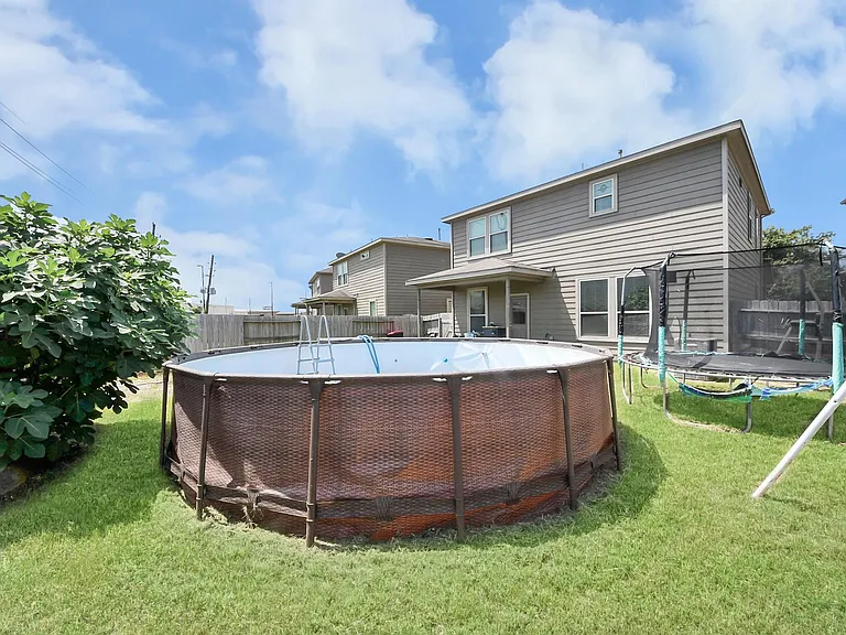 15802 Sunny Stone Dr — Photo 36