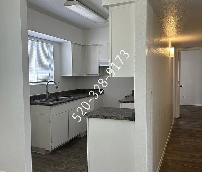 507 E Jacinto St — Photo 4