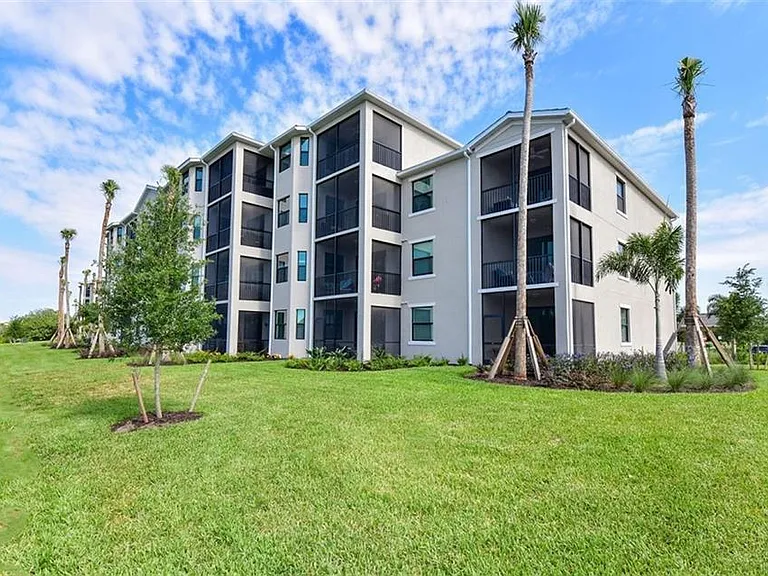 17520 Gawthrop Dr #203 — Photo 31