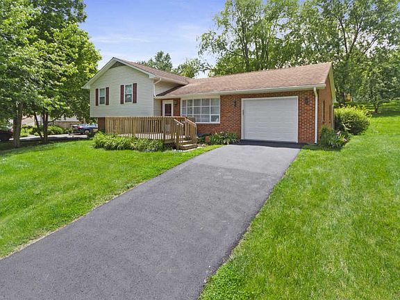 2nd image of 45 Nancy Ct