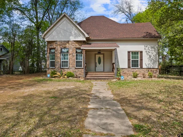 515 E 3rd St, Mount Pleasant, TX 75455