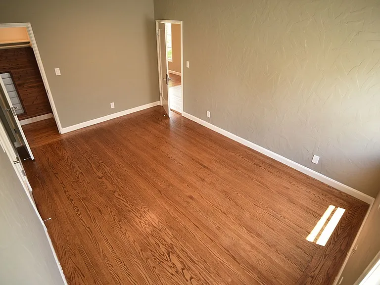369 Orange St — Photo 16