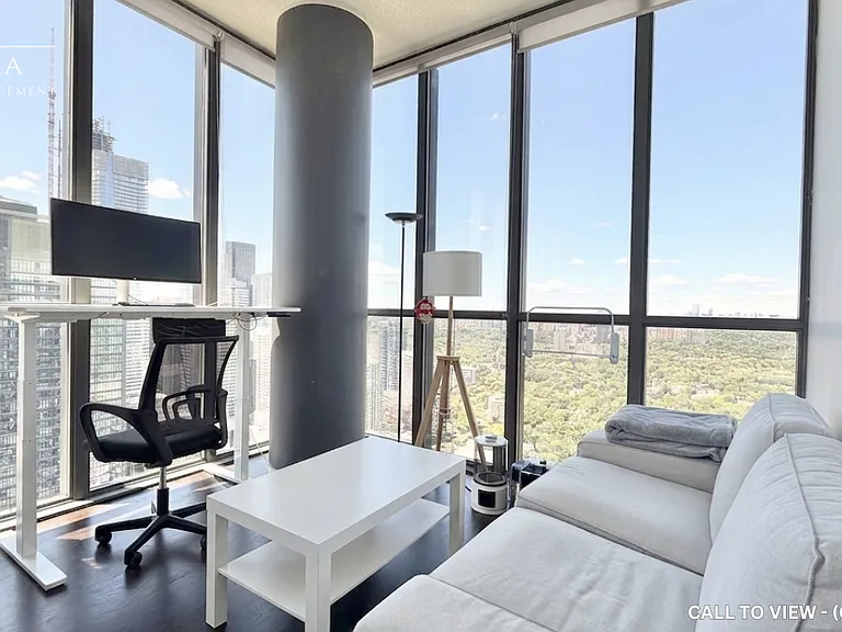101 Charles St E #4706 — Photo 3