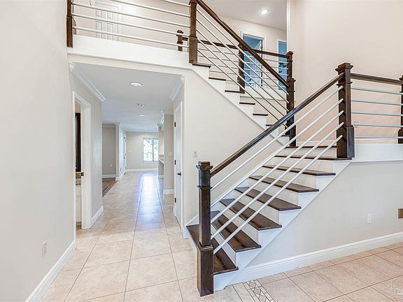 4th image of 8502 Punta Lora