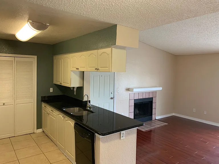 2550 N Alafaya Trl #3305 — Photo 5
