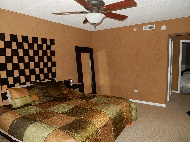 750 Pearson St #703 — Photo 12