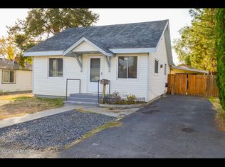 114 E Home Ave, Selah, WA 98942