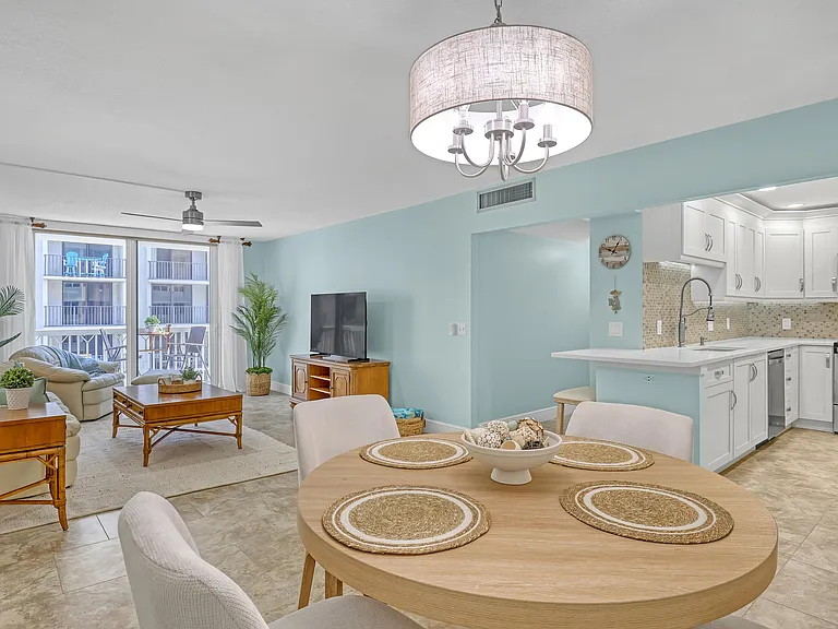 125 Ocean Ave #505 — Photo 5