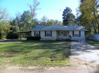 710 Oliver St, Atlanta, TX 75551
