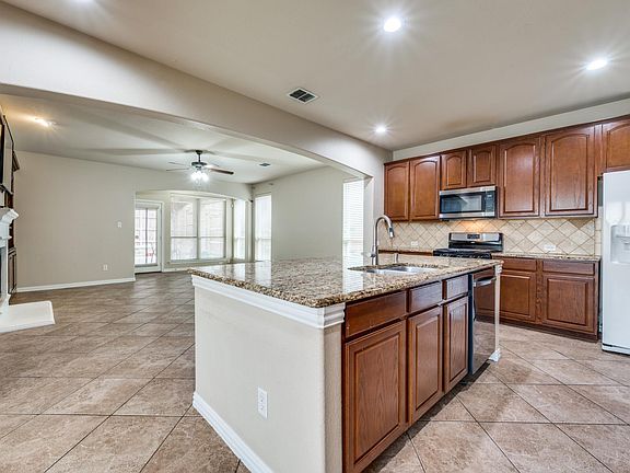 5th image of 10632 Bolivar Dr