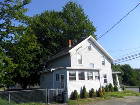 3rd image of 1021 Springmill St