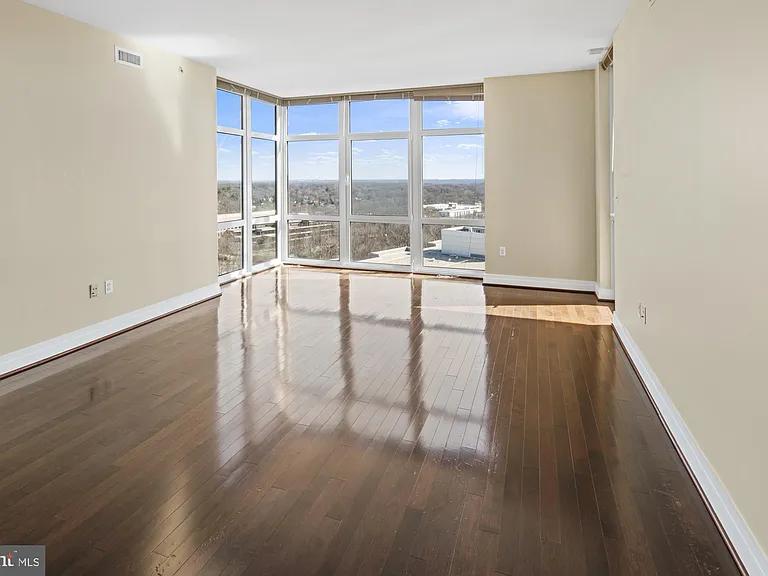 8220 Crestwood Ln #1215 — Photo 11