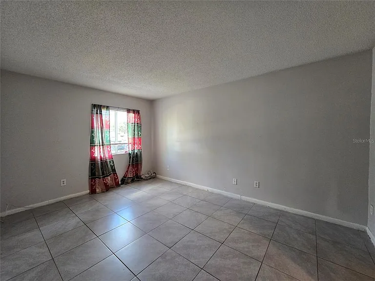 561 Fairways Cir #A — Photo 14