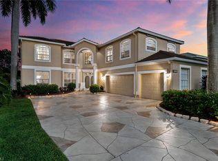 2074 Morning Sun Ln, Naples, FL 34119