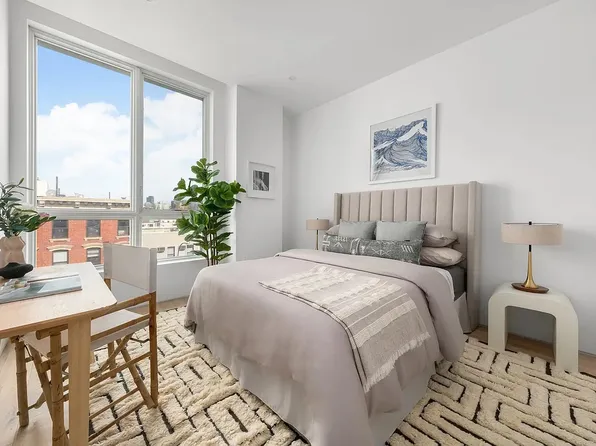 136 14th Street image 5 of 9