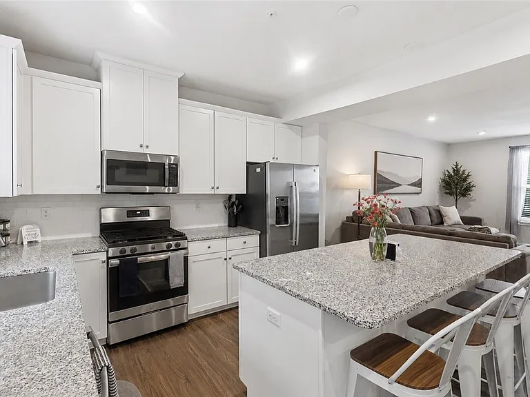 117 Moyer Hill Dr — Photo 16