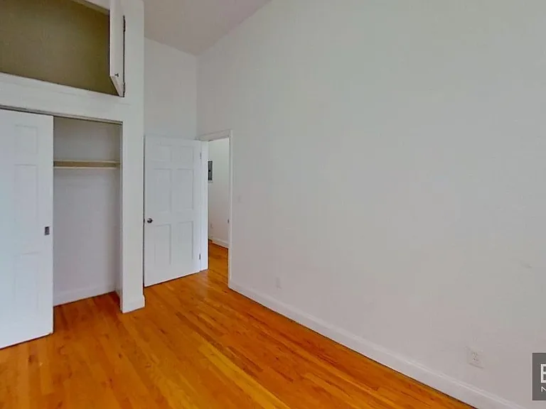 207 2nd Ave #3F — Photo 8