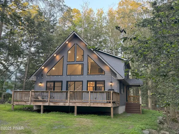 1006 Redlawn Ln, Lake Ariel, PA 18436