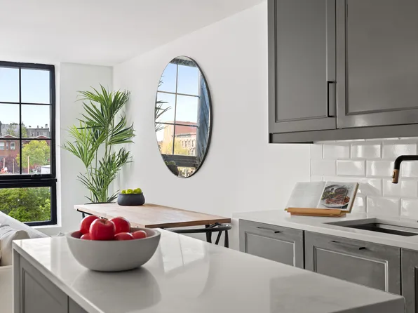 659 Baltic Street image 7 of 15