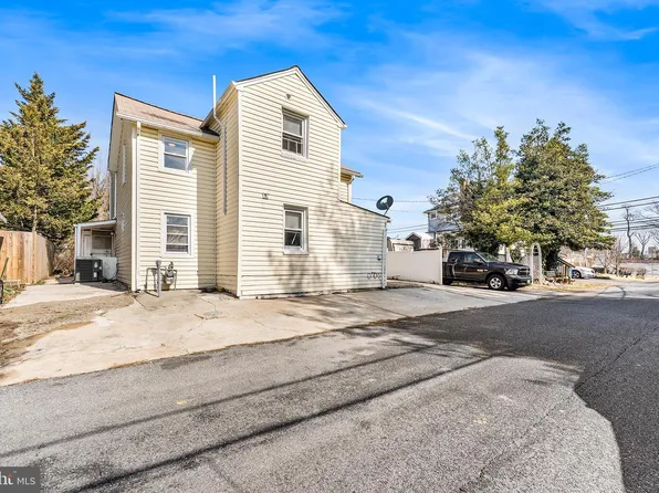 2 Fusting Ave, Baltimore, MD 21228