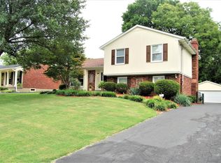 5109 Cool Brook Rd, Louisville, KY 40291