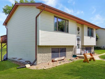1101 1st St NW, Waukon, IA, 52172