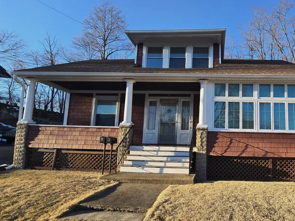 27 Losey St, Dover, NJ