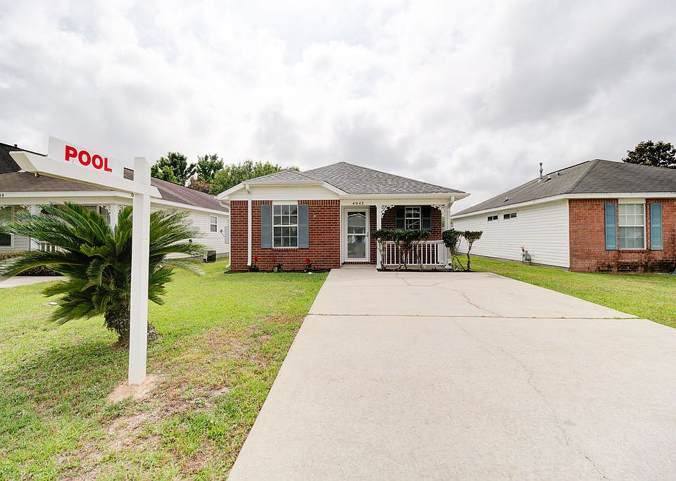 1st image of 4042 Glenway Dr