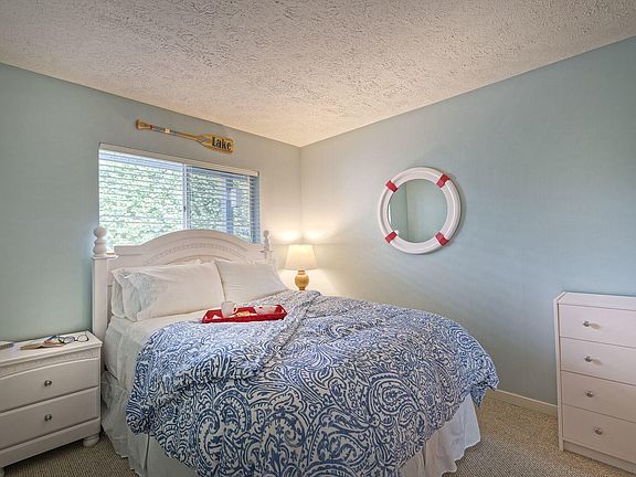 5th image of 1089 Bluewater Dr