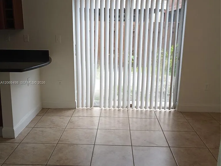 7427 NW 181st Ter #7427 — Photo 12