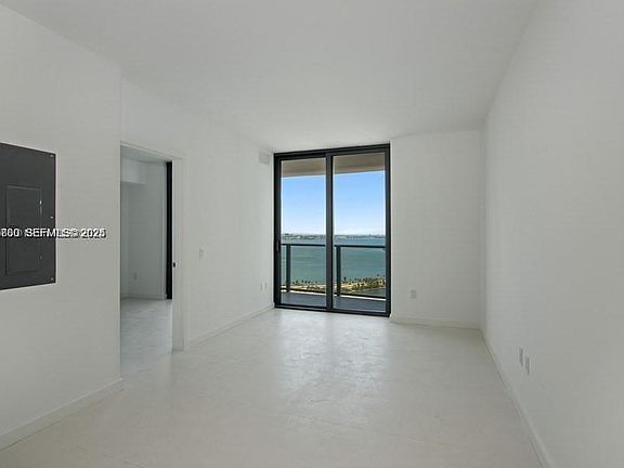 2nd image of 501 NE 31st St Unit 3102