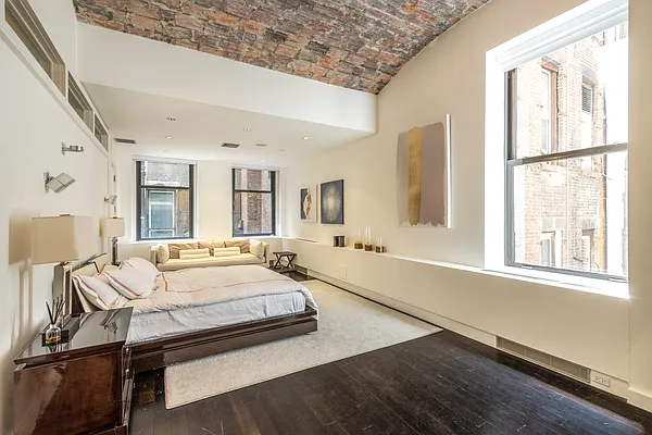 Rented by Compass | media 6